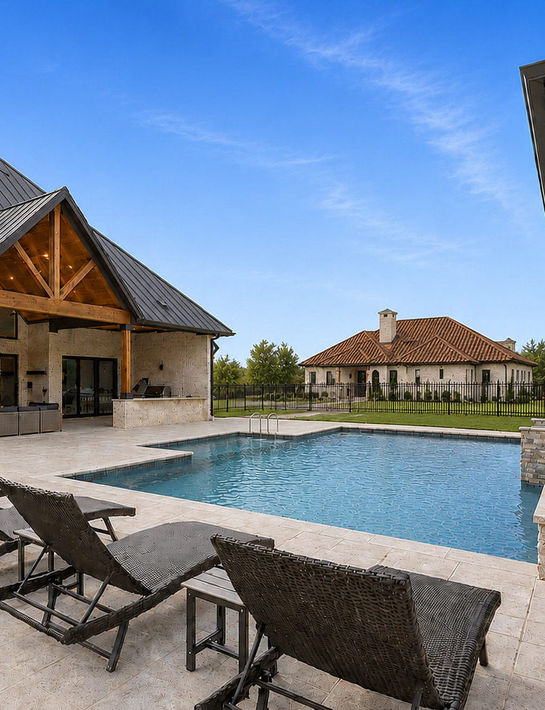 cropped-cropped-Rear-with-pool-1.jpg Calming Retreat Luxury Pool